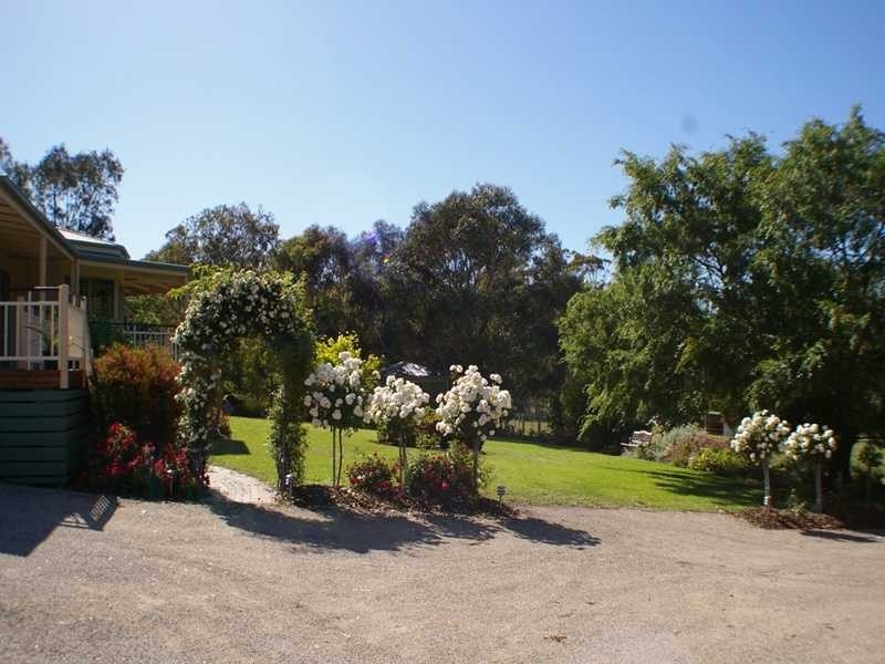 10 Newton Court, Nicholson VIC 3882