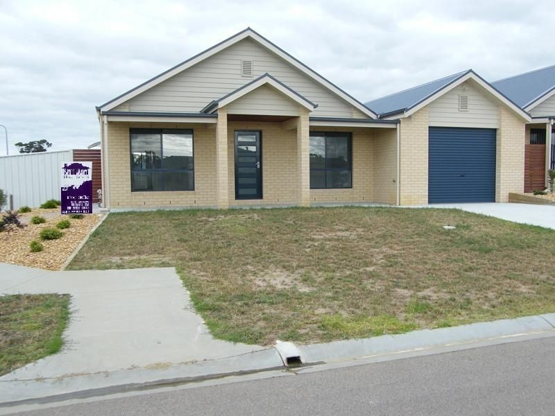 Unit 1/66 Ashley Street, Paynesville VIC 3880