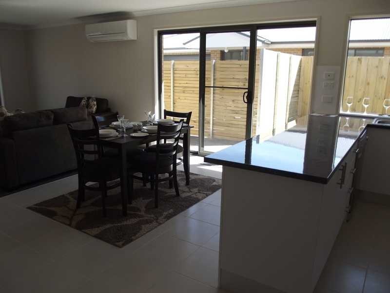 2/14 Francis Street, Bairnsdale VIC 3875