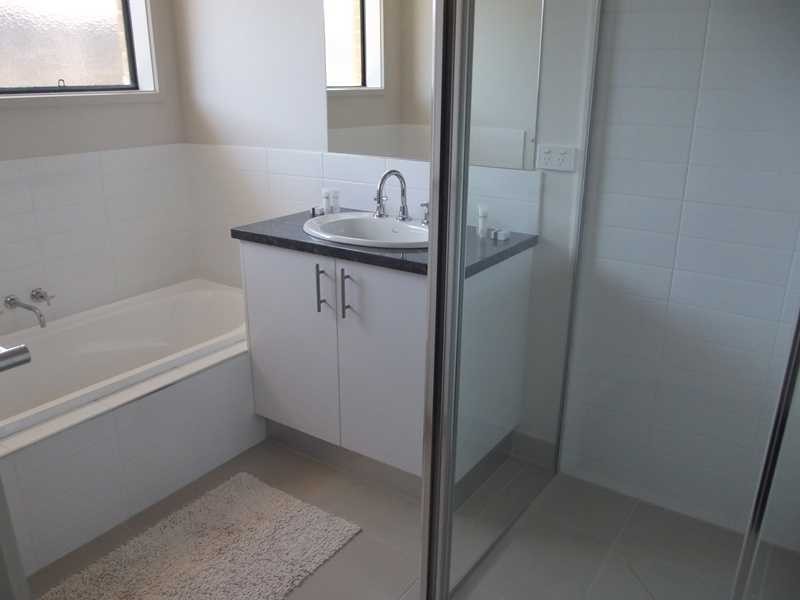 2/14 Francis Street, Bairnsdale VIC 3875