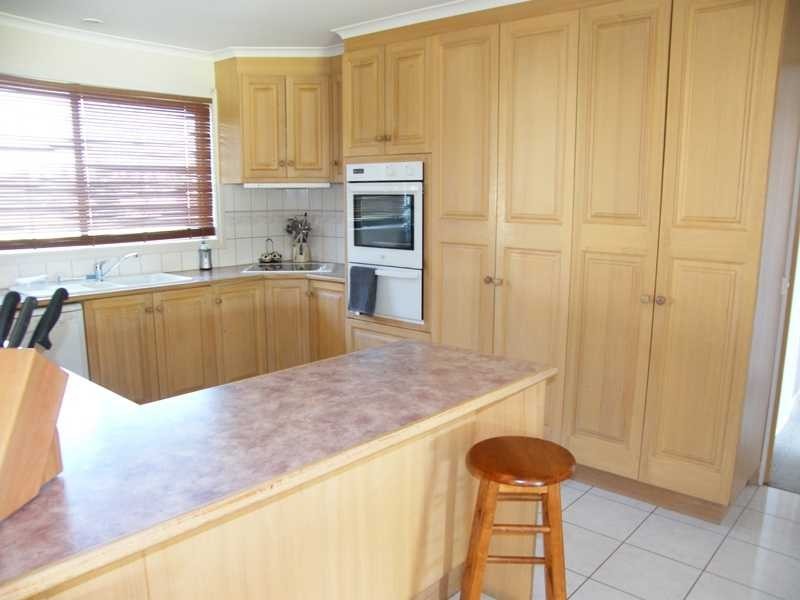 27 Boyd Court, Eagle Point VIC 3878