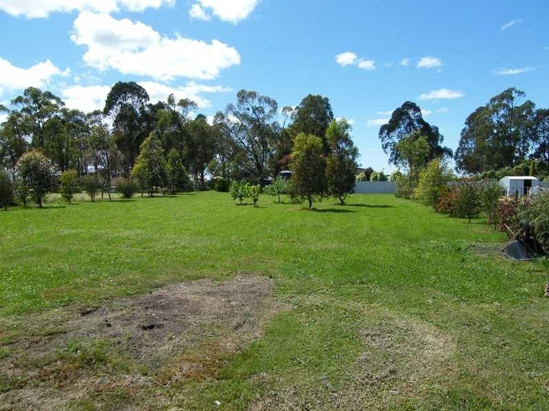 14 Bumberrah Road, Johnsonville VIC 3902