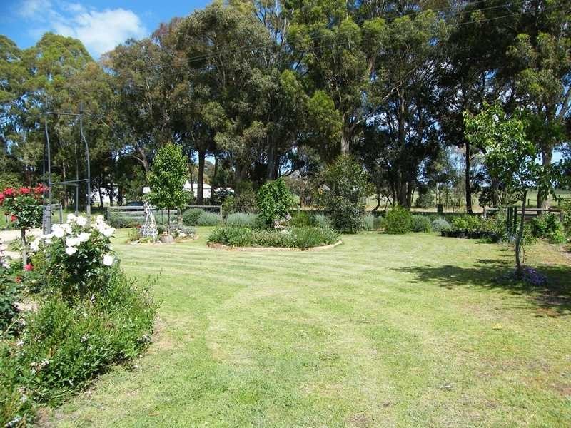 14 Bumberrah Road, Johnsonville VIC 3902