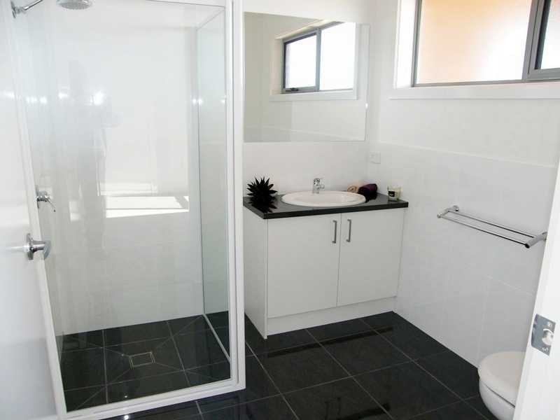 1/30 Fison Avenue, Eastwood Estate, Bairnsdale VIC 3875