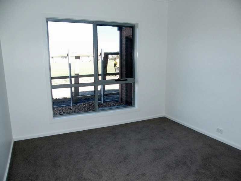 1/30 Fison Avenue, Eastwood Estate, Bairnsdale VIC 3875