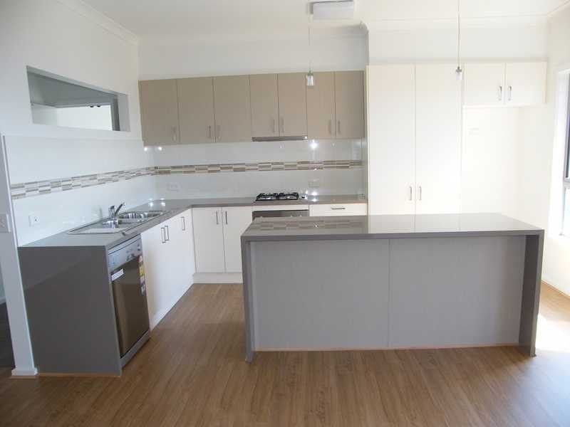 2/30 Fison Avenue, Eastwood Estate, Bairnsdale VIC 3875