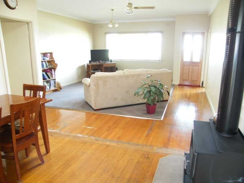 68 Eagle Point Road, Eagle Point VIC 3878