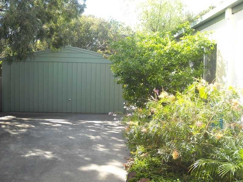 35 Western Boulevard, Raymond Island VIC 3880