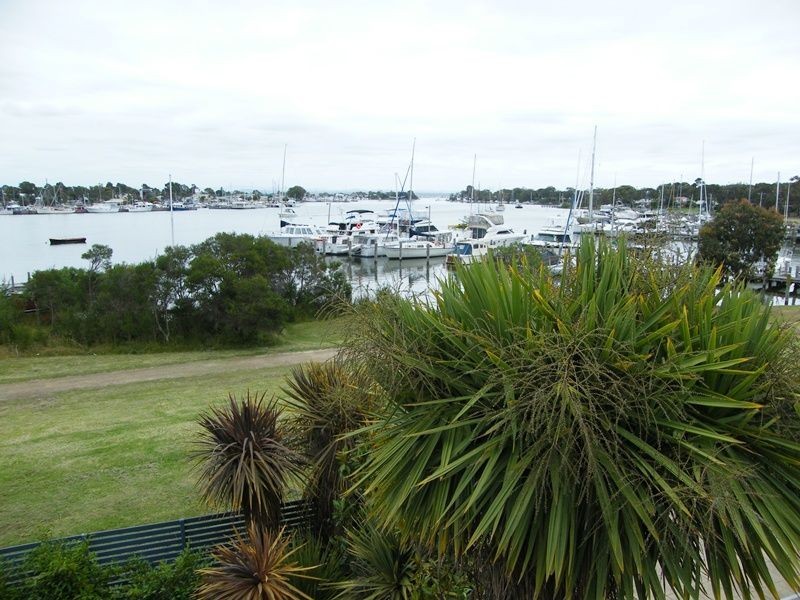 2-8 Seventh Parade, Raymond Island VIC 3880