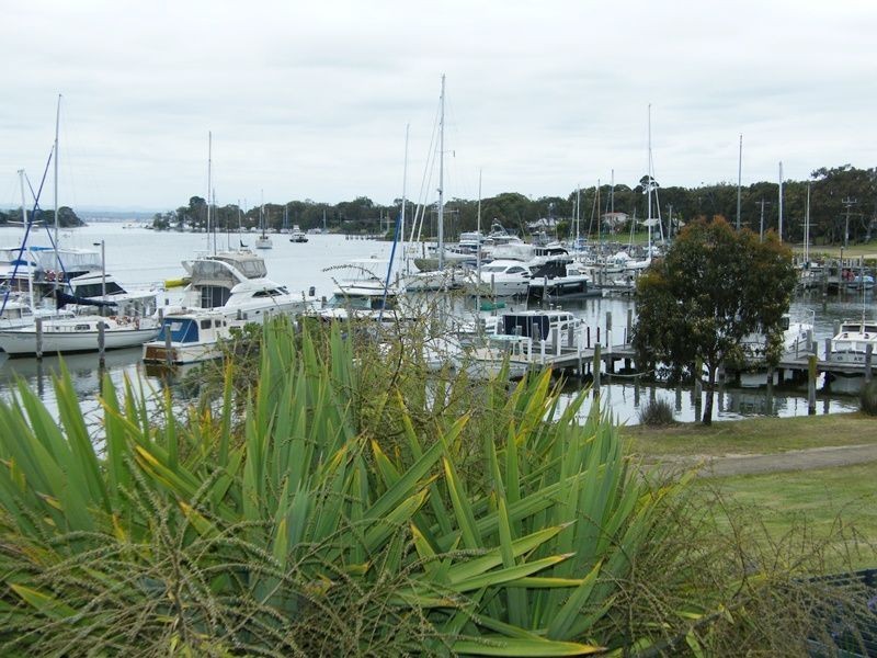 2-8 Seventh Parade, Raymond Island VIC 3880