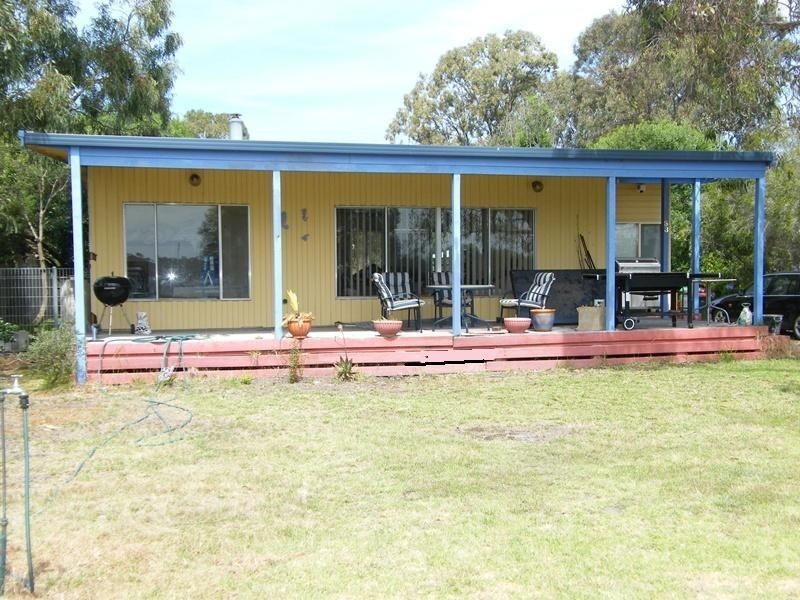 53 Fourth Avenue, Raymond Island VIC 3880