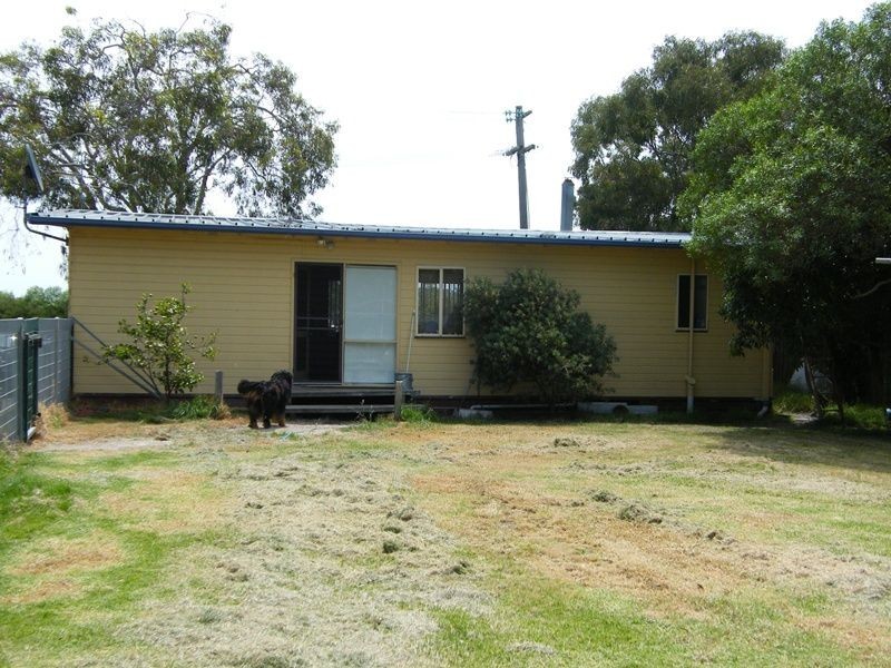 53 Fourth Avenue, Raymond Island VIC 3880