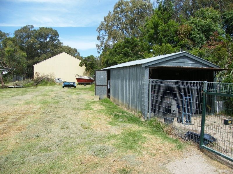 53 Fourth Avenue, Raymond Island VIC 3880