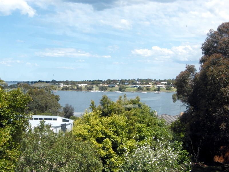 115 Newlands Drive, Paynesville VIC 3880