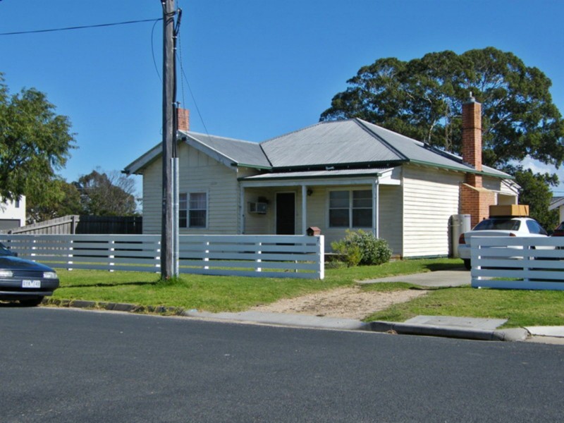 7 Wellington St, Paynesville VIC 3880