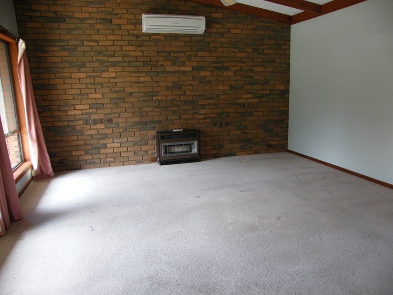 19 Newton Close, Paynesville VIC 3880