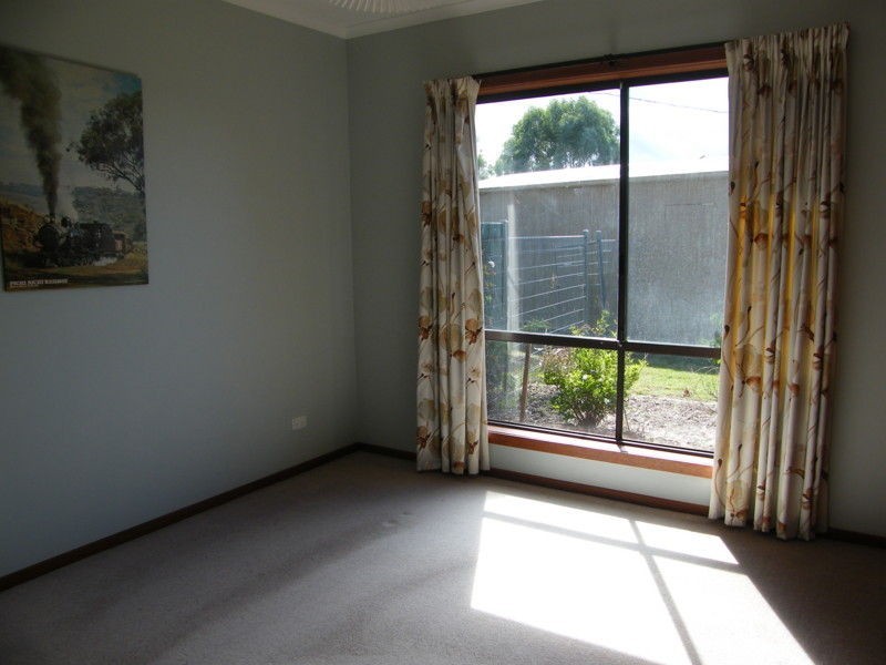19 Newton Close, Paynesville VIC 3880
