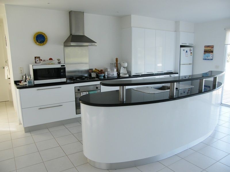 74 Newlands Drive, Paynesville VIC 3880