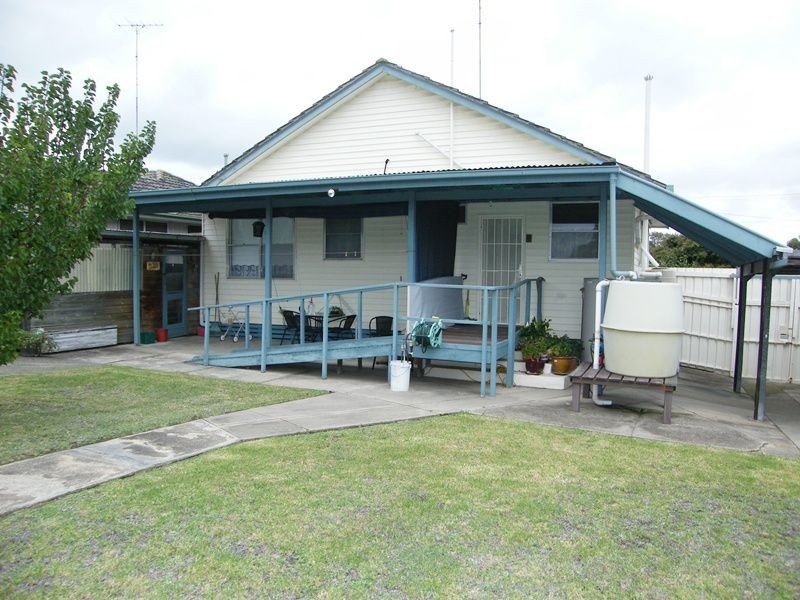 228 McLeod Street, Bairnsdale VIC 3875
