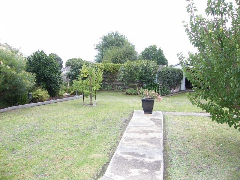 228 McLeod Street, Bairnsdale VIC 3875