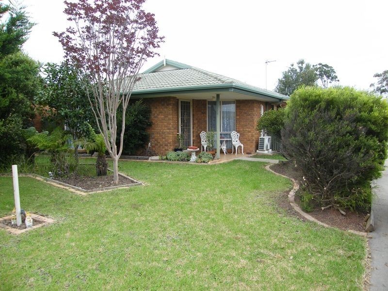 33 Balmoral Crescent, Eastwood Estate, Bairnsdale VIC 3875