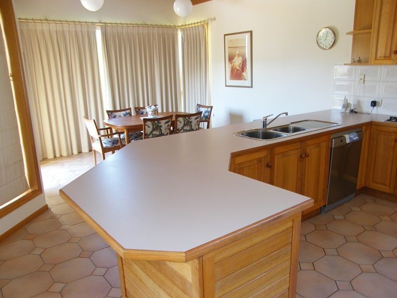 11 Sheerwater, Paynesville VIC 3880