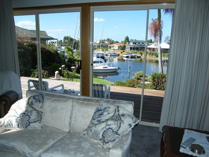 11 Sheerwater, Paynesville VIC 3880