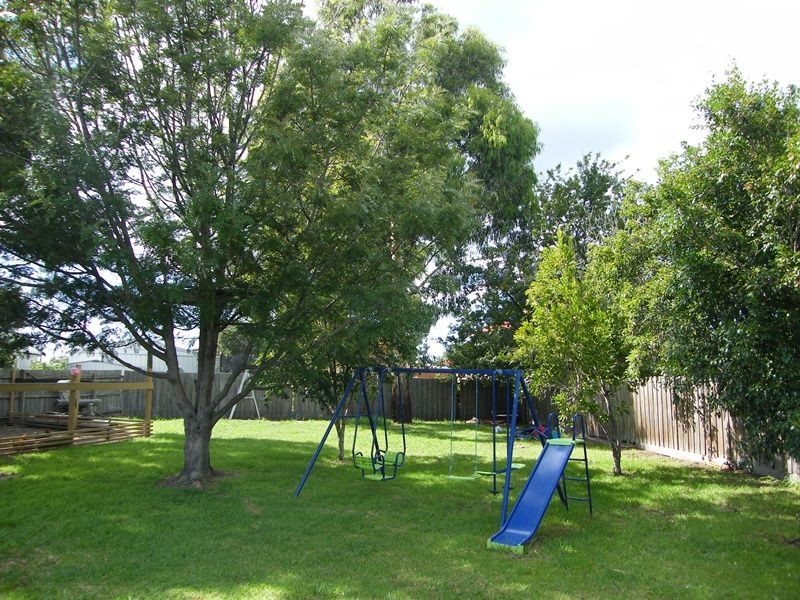 10 Lara Close, Paynesville VIC 3880