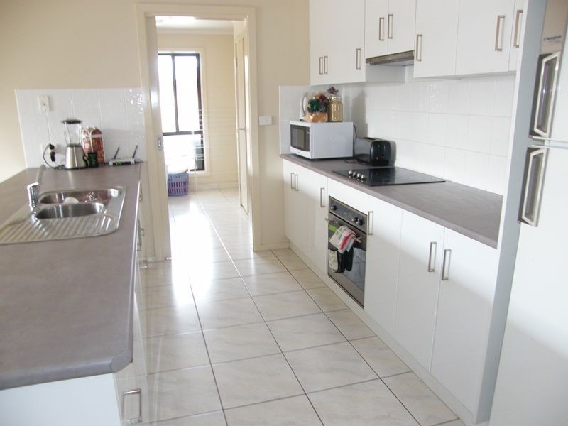 2/11 Georgia Court, Bairnsdale VIC 3875