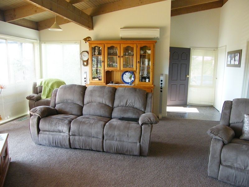 21 Crown Ridge Avenue, Newlands Arm VIC 3875