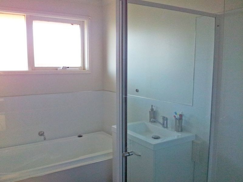 14 Canal Road, Paynesville VIC 3880