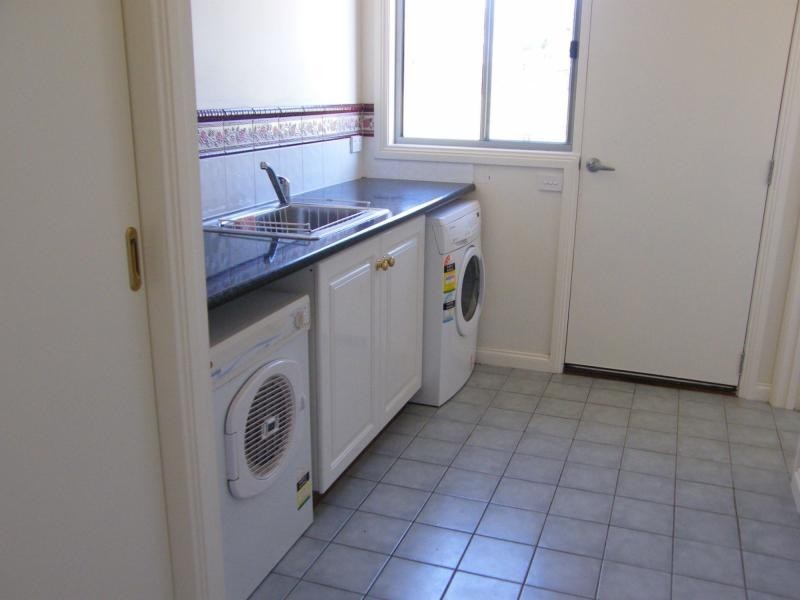 300 Lake Victoria Road, Eagle Point VIC 3878