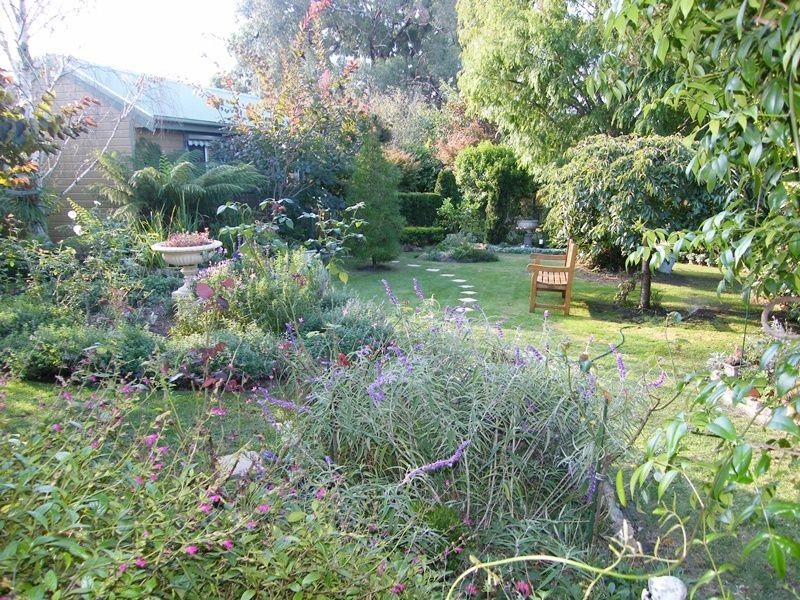 10 Rex Street, Paynesville VIC 3880