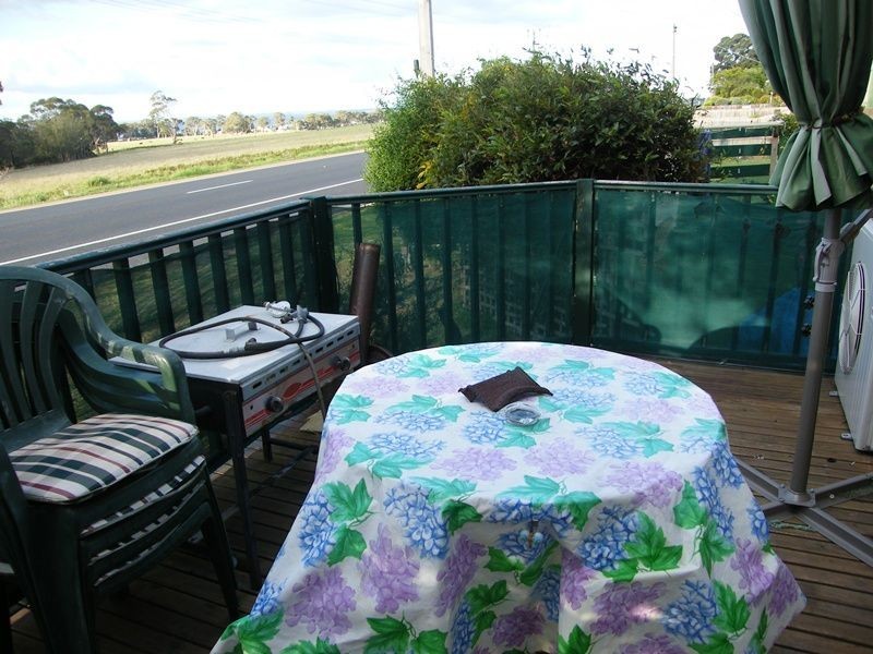 Unit 1/1058 Paynesville Road, Eagle Point VIC 3878