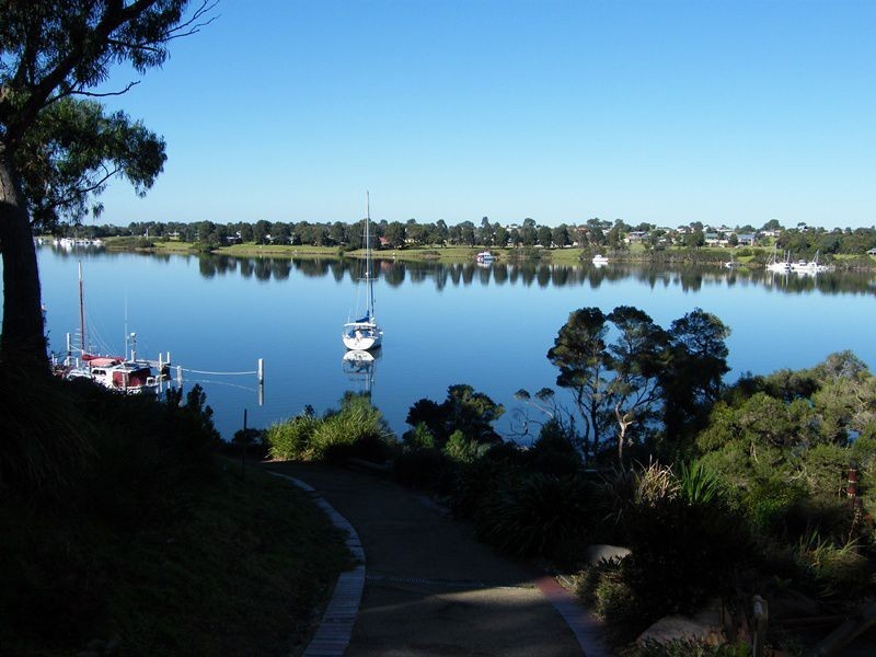 2 Kellina Court, Paynesville VIC 3880