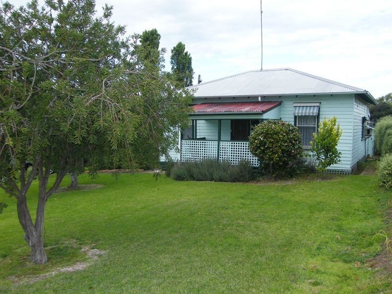 6 Macleod Court, Bairnsdale VIC 3875