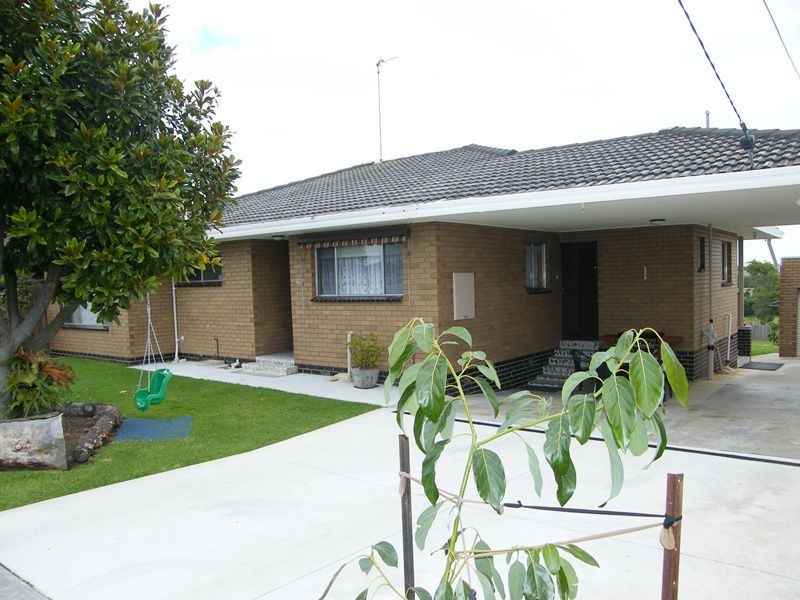 56 Calvert Street, Bairnsdale VIC 3875