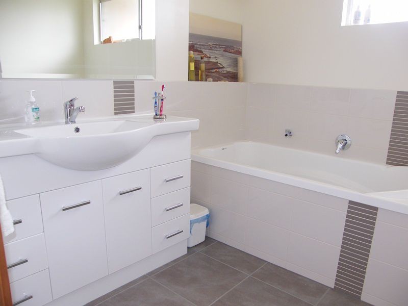 56 Calvert Street, Bairnsdale VIC 3875