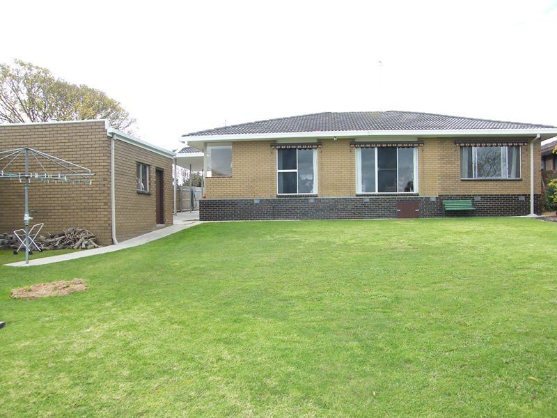 56 Calvert Street, Bairnsdale VIC 3875