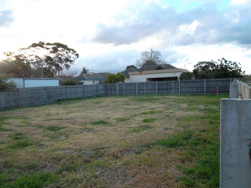 4 Mckean Street, Bairnsdale VIC 3875