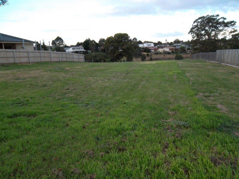 5 Morton Drive, Bairnsdale VIC 3875