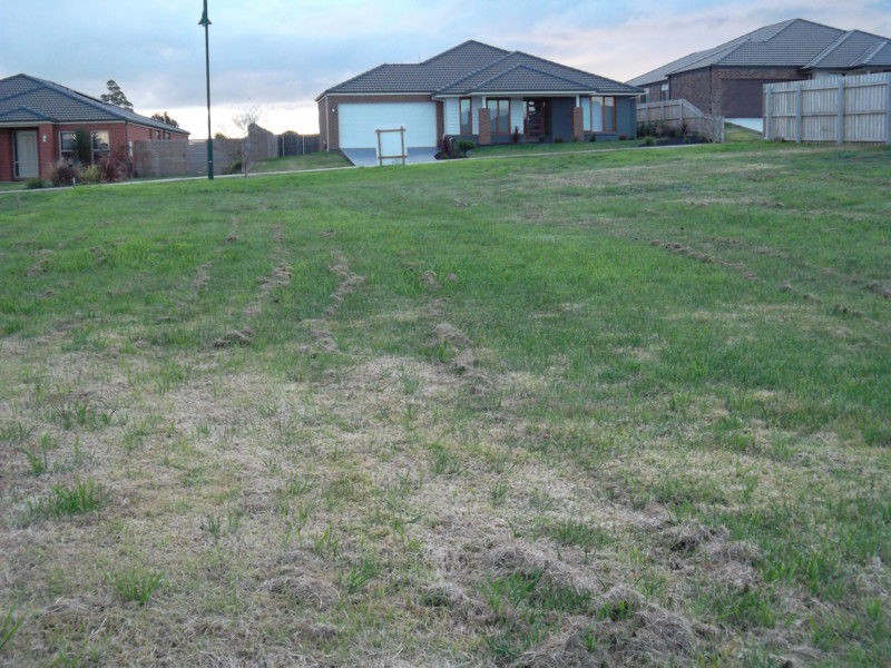 5 Morton Drive, Bairnsdale VIC 3875