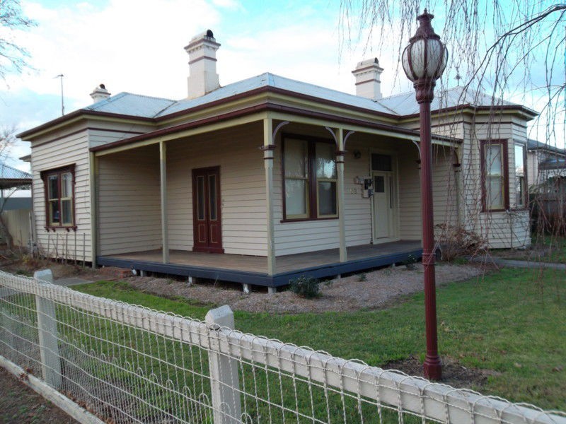 52 Pearson Street, Bairnsdale VIC 3875