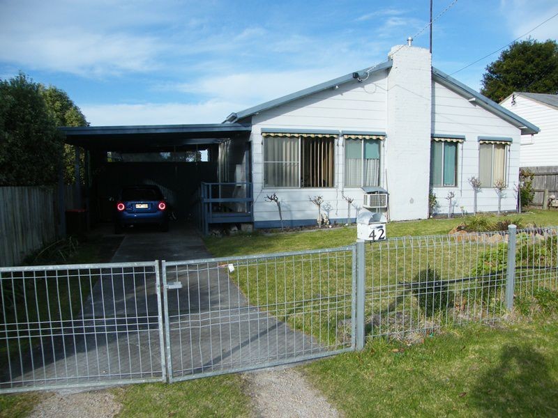 42 Main, Paynesville VIC 3880