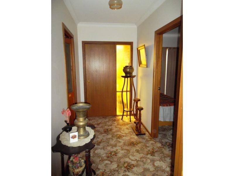 1 Harnham Drive, Bairnsdale VIC 3875