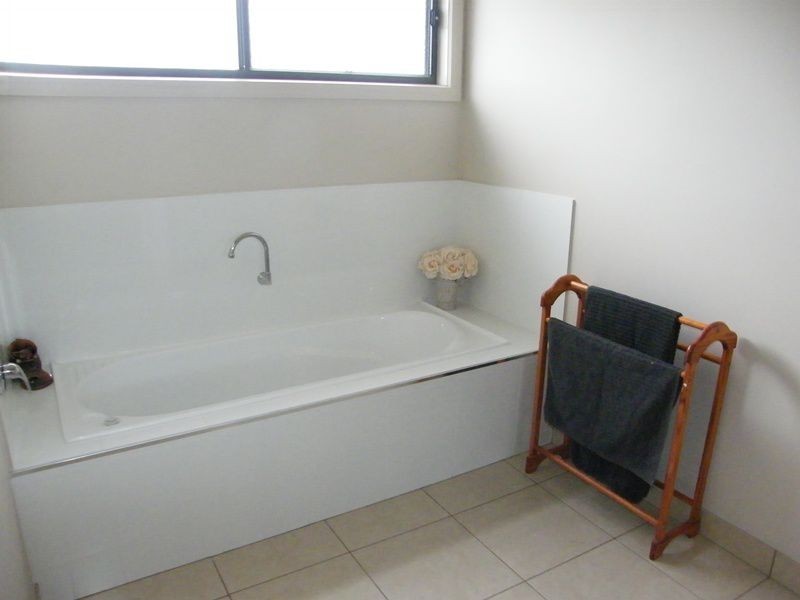 21 The Crescent , Eagle Bay Village, Paynesville VIC 3880