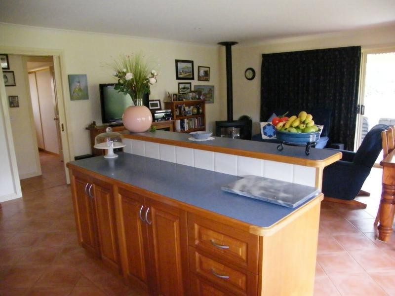 12 Rex Street, Paynesville VIC 3880