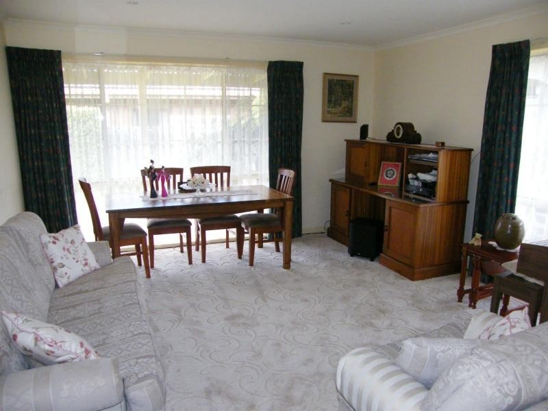 12 Rex Street, Paynesville VIC 3880