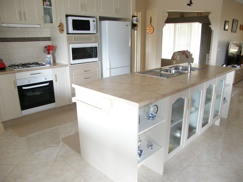 41 School, Sarsfield VIC 3875