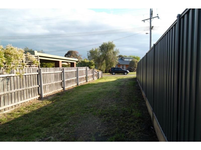 Lot 2/26 Woodward Street, Bairnsdale VIC 3875